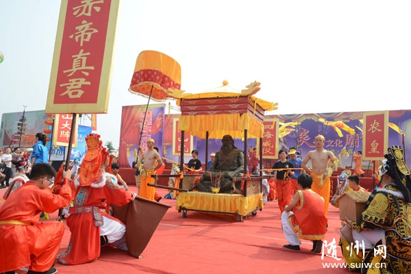 �׵����r�Ļ��R����Ӱ������ɽ���