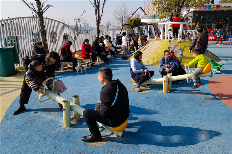 Ԫ���옷��