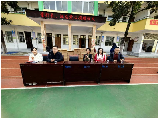 �L���(zh��n)����С�W(xu��)�����ľ�ٛůͯ�� ��ϵУ�@�����L